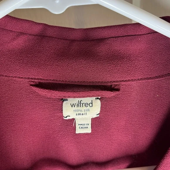 Aritzia Wilfred blouse - Picture 2 of 4